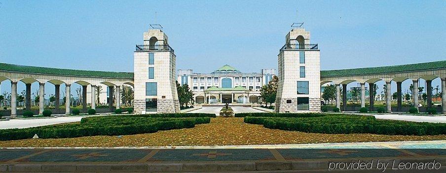 Country Garden Phoenix Hotel Jingmen Exterior photo
