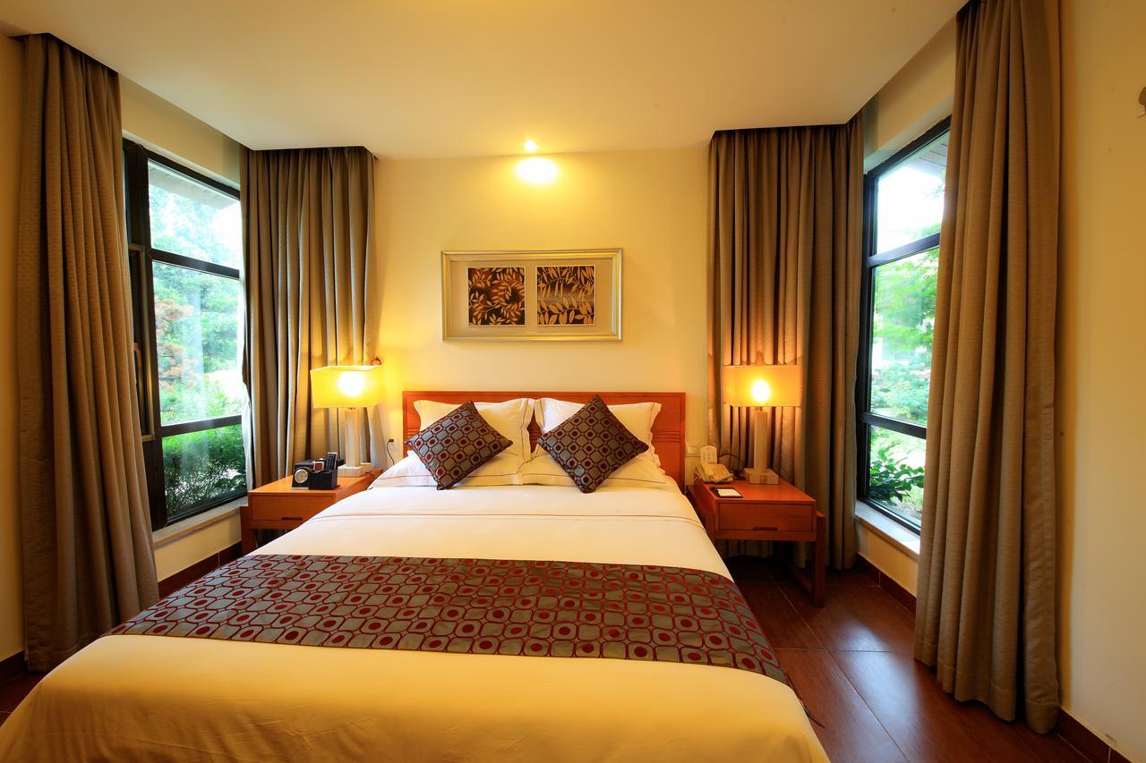 Country Garden Phoenix Hotel Jingmen Exterior photo