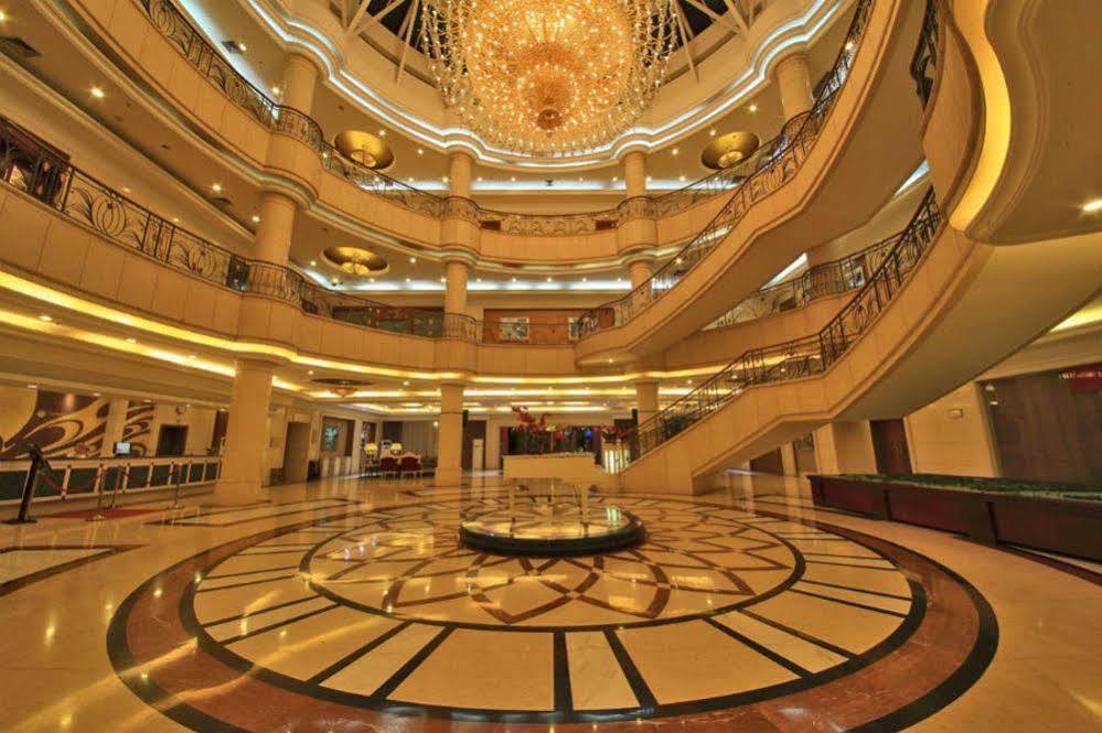 Country Garden Phoenix Hotel Jingmen Exterior photo