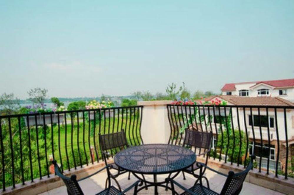 Country Garden Phoenix Hotel Jingmen Exterior photo