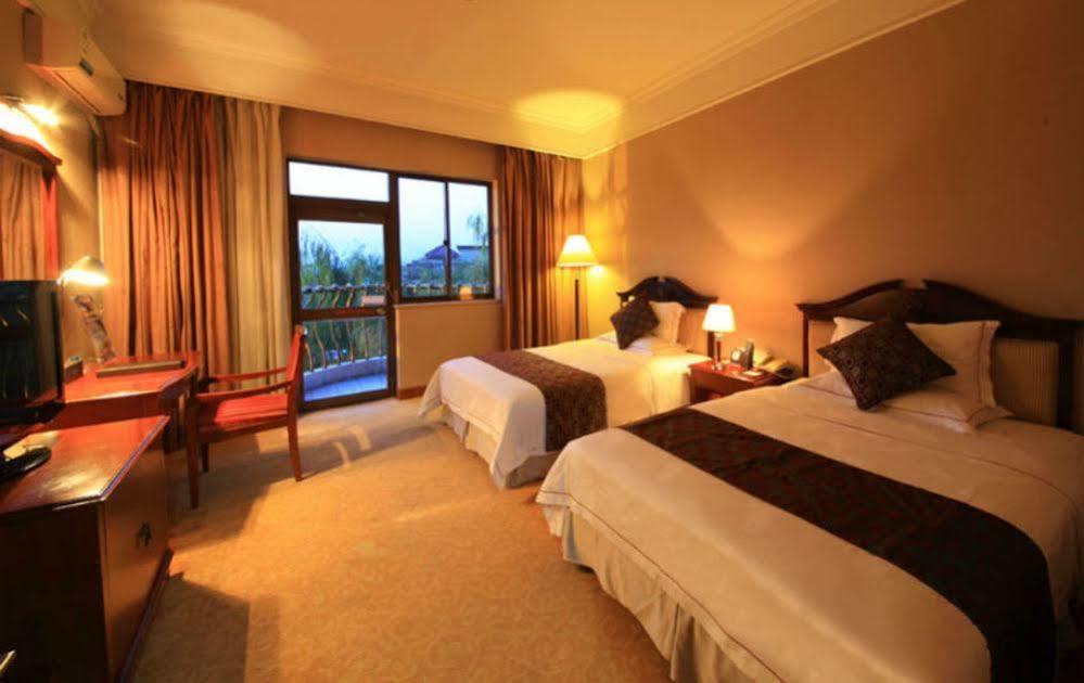Country Garden Phoenix Hotel Jingmen Exterior photo